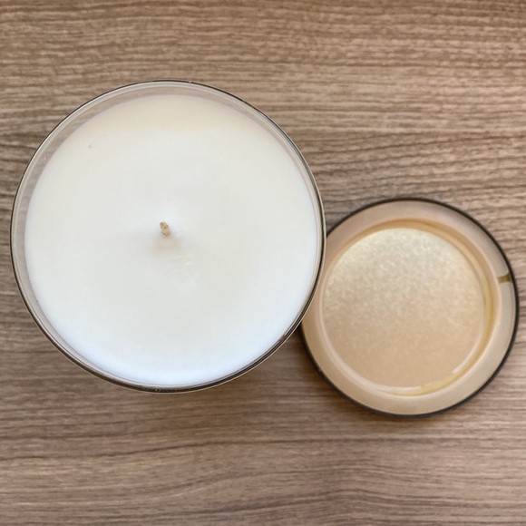 Cedar Crate Market soy Candle huckleberry lemon vanilla NWT - Picture 5 of 9